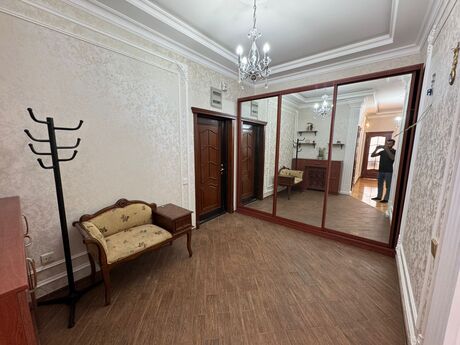 4 otaqlı yeni tikili - İçəri Şəhər m. - 150 m²