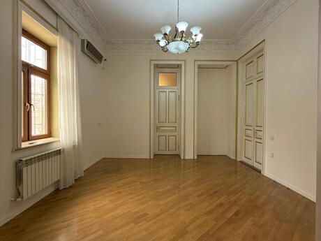 Объявление №6068656 - Баку, м. Низами, 2-комн., 30 м²