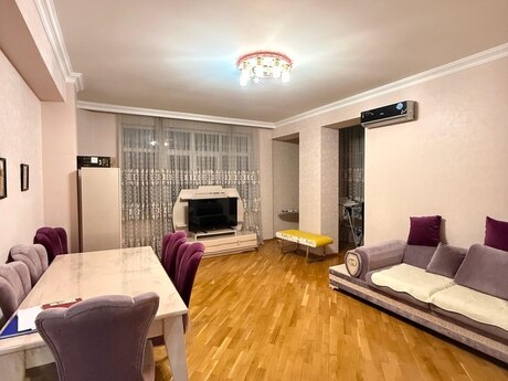 Elan №6068668 - Bakı, Şah İsmayıl Xətai m., 2 otaqlı, 100 m², 6/10 mərtəbə