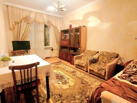 Elan №6068696 - Bakı, Həzi Aslanov m., 3 otaqlı, 70 m², 1/9 mərtəbə