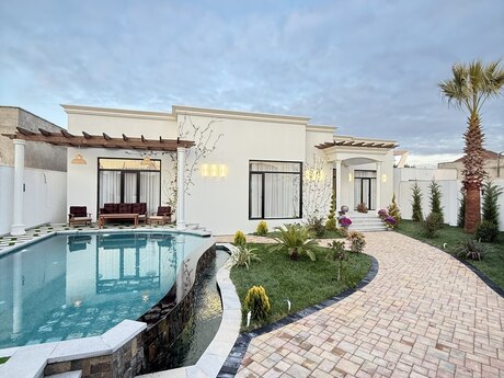 4 otaqlı həyət evi/bağ evi - Mərdəkan q. - 200 m²