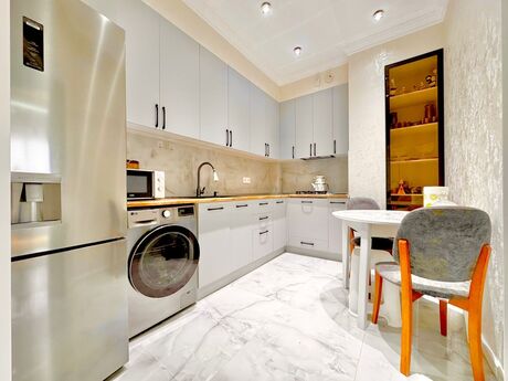 Объявление №6068745 - Баку, м. Кара Караев, 2-комн., 70 м², 12/17 этаж