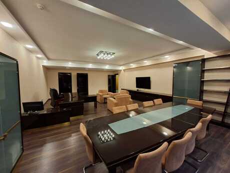 9 otaqlı ofis - 28 May m. - 322 m²