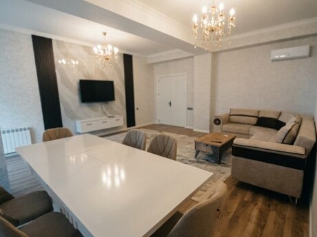 Объявление №6026776 - Баку, пос. Аг шехер, 3-комн., 140 м², 3/6 этаж