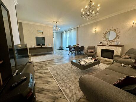 8 otaqlı həyət evi/bağ evi - Sea Breeze q. - 300 m²