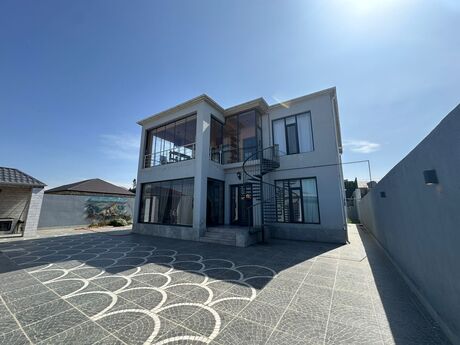 8 otaqlı həyət evi/bağ evi - Sea Breeze q. - 300 m²