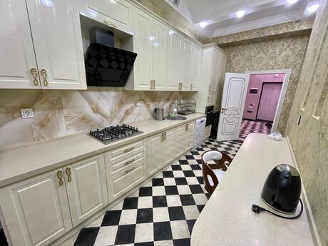 3 otaqlı yeni tikili - 28 May m. - 127 m²