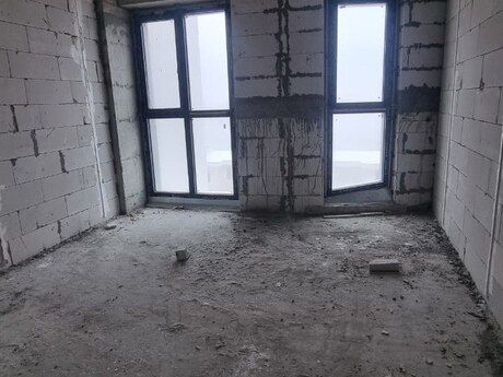 4 otaqlı yeni tikili - Ağ şəhər q. - 220 m²