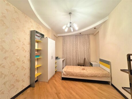 4 otaqlı yeni tikili - Nərimanov r. - 200 m²