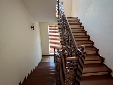 10 otaqlı həyət evi/bağ evi - Qəbələ - 400 m²