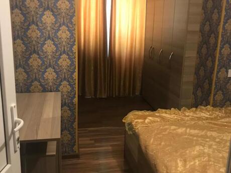 3 otaqlı köhnə tikili - Elmlər Akademiyası m. - 80 m²
