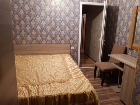 3 otaqlı köhnə tikili - Elmlər Akademiyası m. - 80 m²