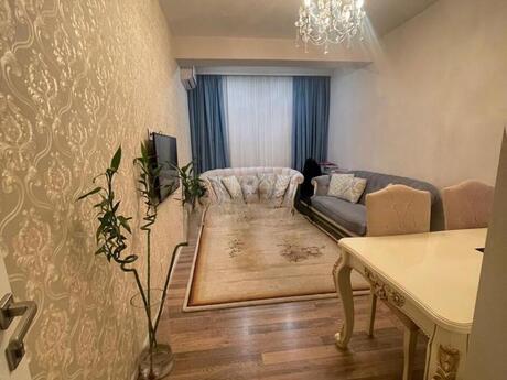 Elan №6068955 - Bakı, İnşaatçılar m., 2 otaqlı, 80 m², 18/20 mərtəbə