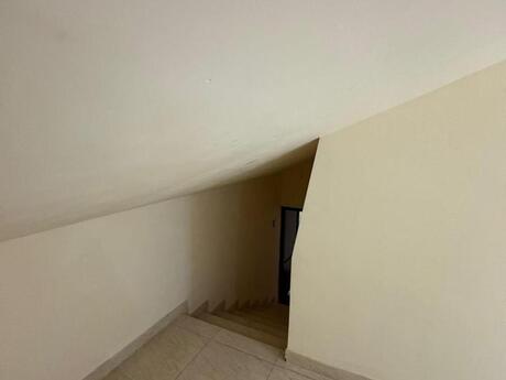 Obyekt - Elmlər Akademiyası m. - 200 m²