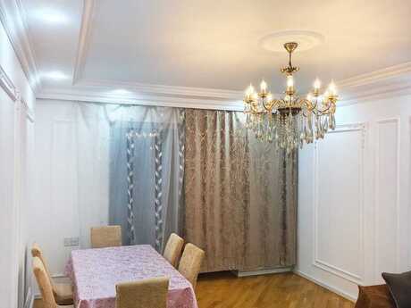 Объявление №6021670 - Баку, м. Низами, 3-комн., 95 м², 5/5 этаж