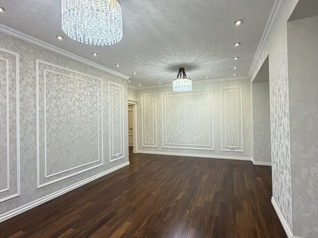 4 otaqlı yeni tikili - 8 Noyabr m. - 178 m²
