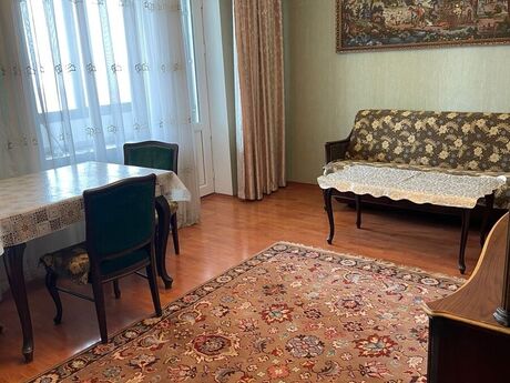 2 otaqlı köhnə tikili - Səbail r. - 70 m²
