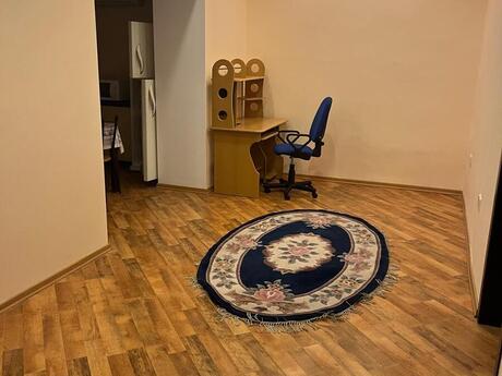 2 otaqlı köhnə tikili - Sahil m. - 80 m²