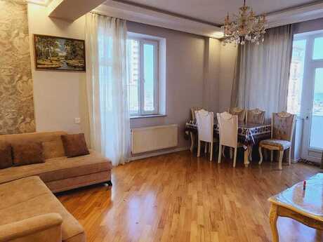 Elan №6069057 - Bakı, Şah İsmayıl Xətai m., 2 otaqlı, 105 m², 3/16 mərtəbə