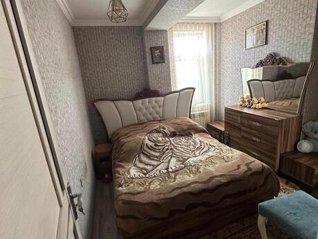3 otaqlı yeni tikili - İnşaatçılar m. - 90 m²
