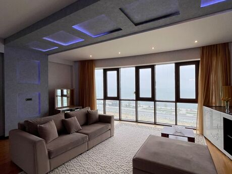 4 otaqlı yeni tikili - Şah İsmayıl Xətai m. - 200 m²