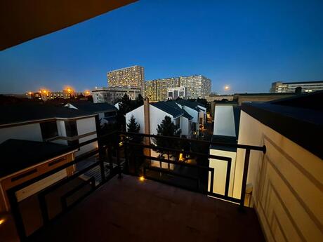 7 otaqlı yeni tikili - İnşaatçılar m. - 350 m²