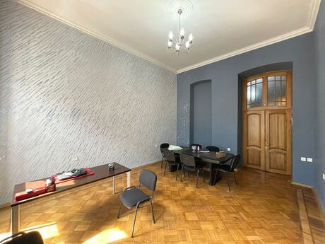 4 otaqlı ofis - Sahil m. - 200 m²