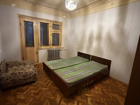 2 otaqlı köhnə tikili - Günəşli q. - 55 m²
