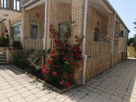5 otaqlı həyət evi/bağ evi - Dübəndi q. - 200 m²