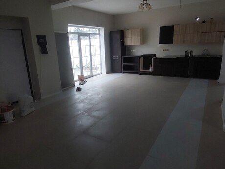 4 otaqlı həyət evi/bağ evi - Saray q. - 160 m²