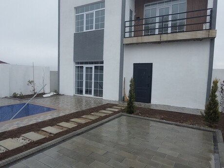 4 otaqlı həyət evi/bağ evi - Saray q. - 160 m²
