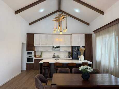 5 otaqlı həyət evi/bağ evi - Binə q. - 155 m²