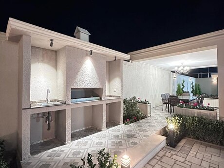 5 otaqlı həyət evi/bağ evi - Mərdəkan q. - 350 m²