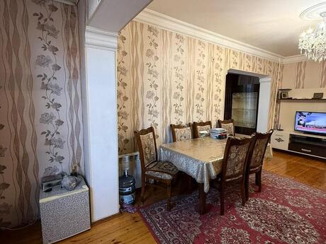 3 otaqlı köhnə tikili - Memar Əcəmi m. - 70 m²