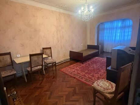 4 otaqlı köhnə tikili - Azadlıq Prospekti m. - 120 m²
