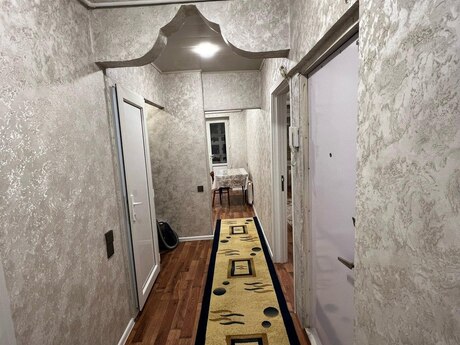2 otaqlı köhnə tikili - Xalqlar Dostluğu m. - 60 m²