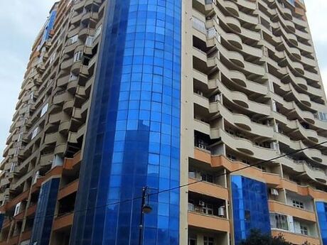 Объявление №6069496 - Баку, м. Шах Исмаил Хатаи, 4-комн., 179.5 м², 2/19 этаж