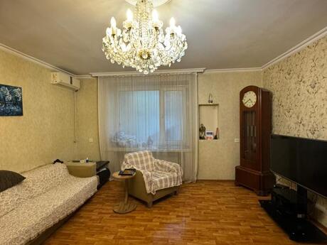 3 otaqlı köhnə tikili - Nəsimi r. - 80 m²