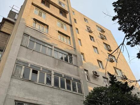 3 otaqlı köhnə tikili - Nəsimi r. - 80 m²