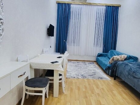 1 otaqlı köhnə tikili - Nizami m. - 35 m²