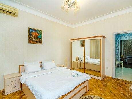3 otaqlı köhnə tikili - Sahil m. - 75 m²