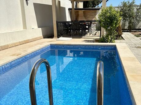 4 otaqlı həyət evi/bağ evi - Şüvəlan q. - 180 m²
