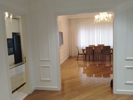 Elan №6069607 - Bakı, Elmlər Akademiyası m., 3 otaqlı, 150 m², 3/12 mərtəbə