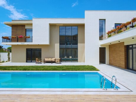 5-комн. дом/дача - пос. Sea Breeze - 400 м²