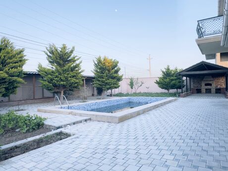 5 otaqlı həyət evi/bağ evi - Şüvəlan q. - 400 m²