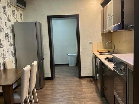 2 otaqlı köhnə tikili - Sahil m. - 45 m²