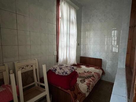 2 otaqlı köhnə tikili - Memar Əcəmi m. - 35 m²
