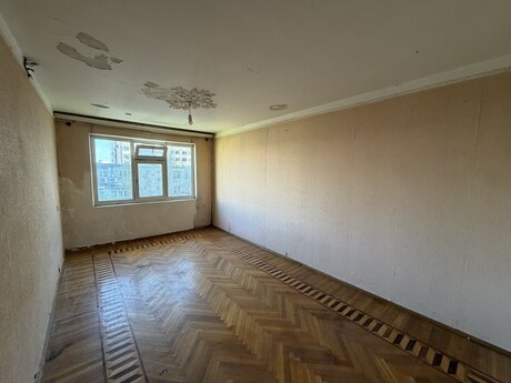 3 otaqlı köhnə tikili - Neftçilər m. - 60 m²
