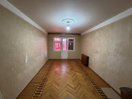 3 otaqlı köhnə tikili - Neftçilər m. - 60 m²