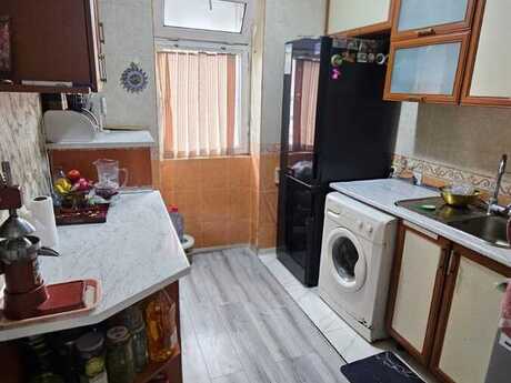 3 otaqlı köhnə tikili - Suraxanı r. - 90 m²